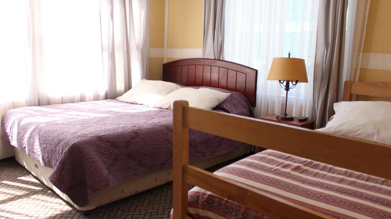 بويرتو ناتالز Antiguos Bed And Breakfast المظهر الخارجي الصورة