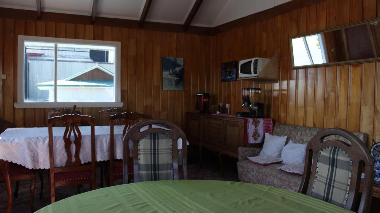 بويرتو ناتالز Antiguos Bed And Breakfast المظهر الخارجي الصورة