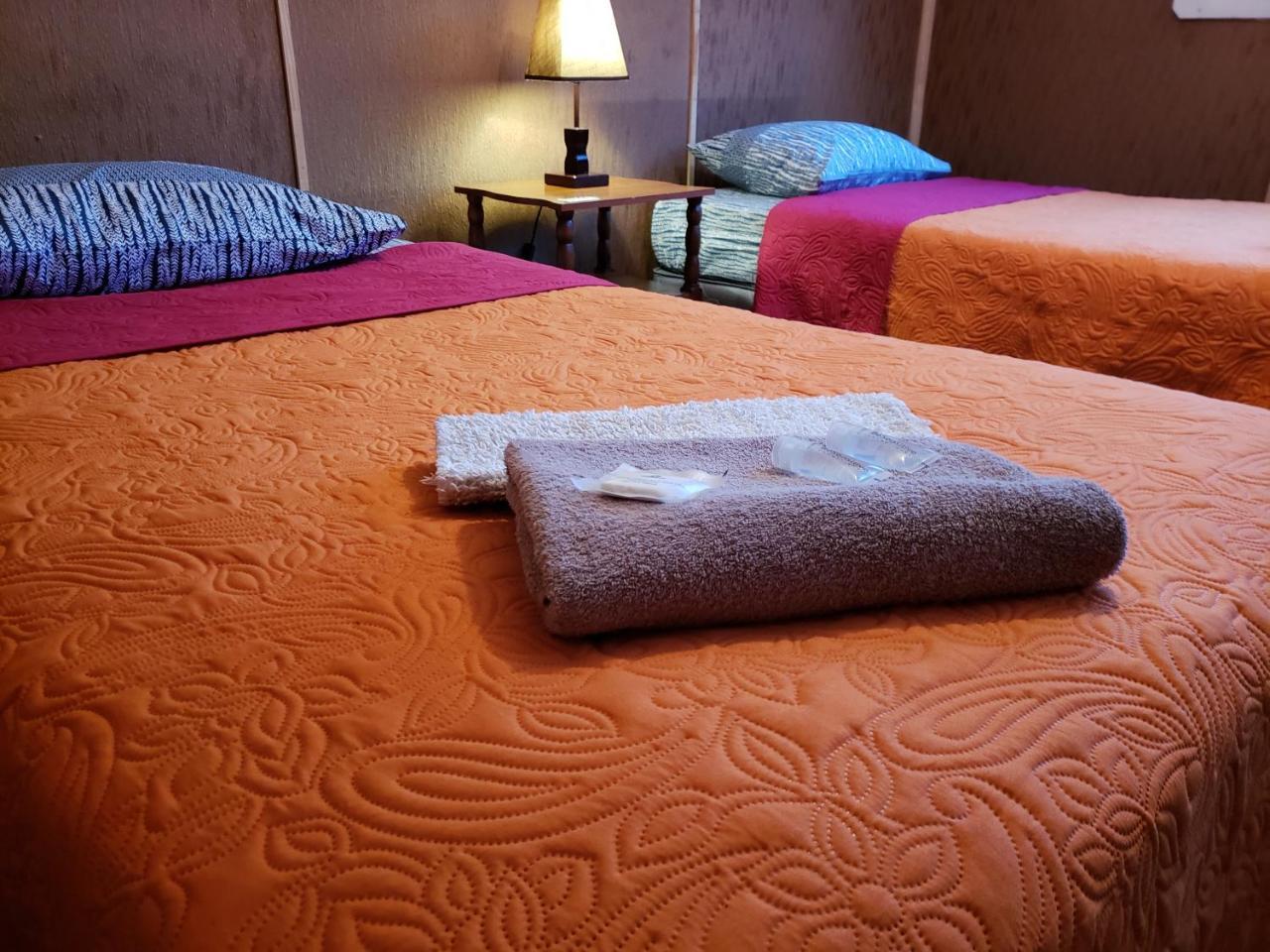 بويرتو ناتالز Antiguos Bed And Breakfast المظهر الخارجي الصورة