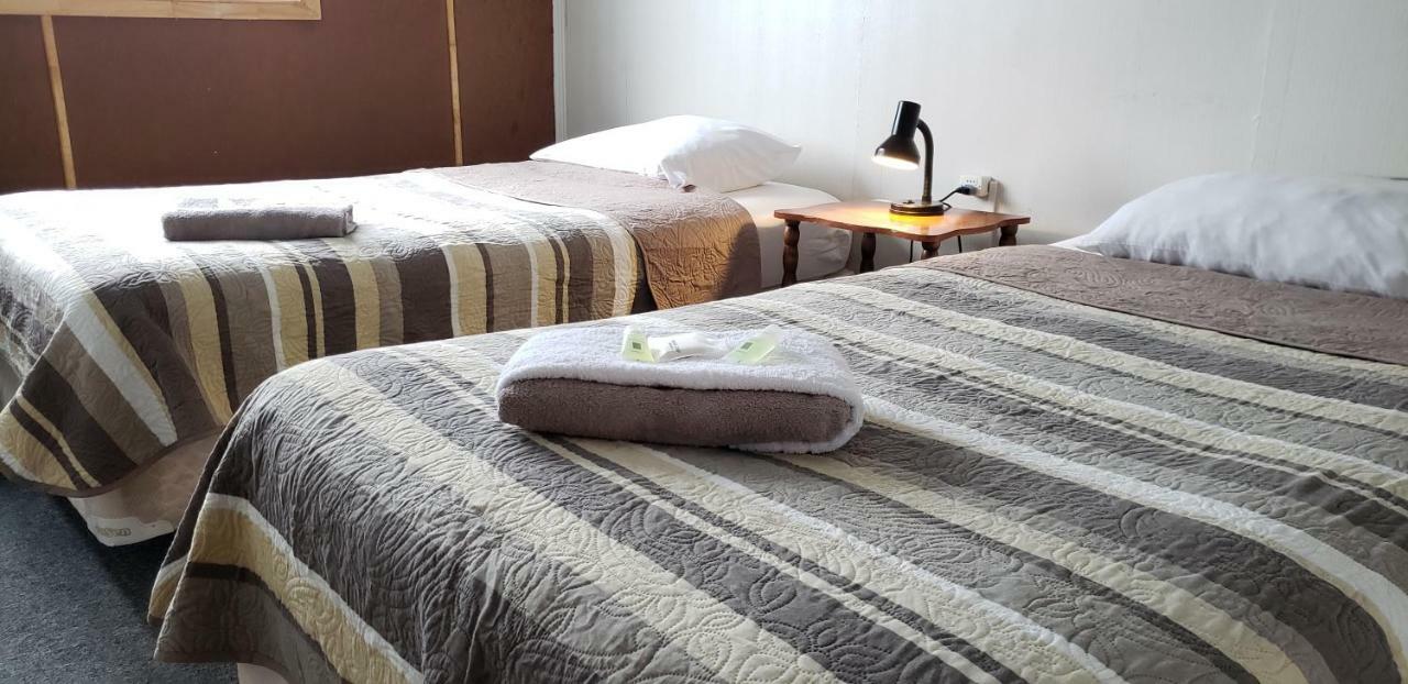 بويرتو ناتالز Antiguos Bed And Breakfast المظهر الخارجي الصورة