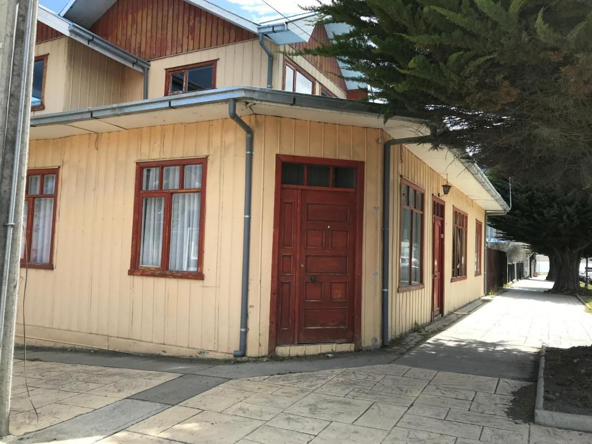 بويرتو ناتالز Antiguos Bed And Breakfast الغرفة الصورة